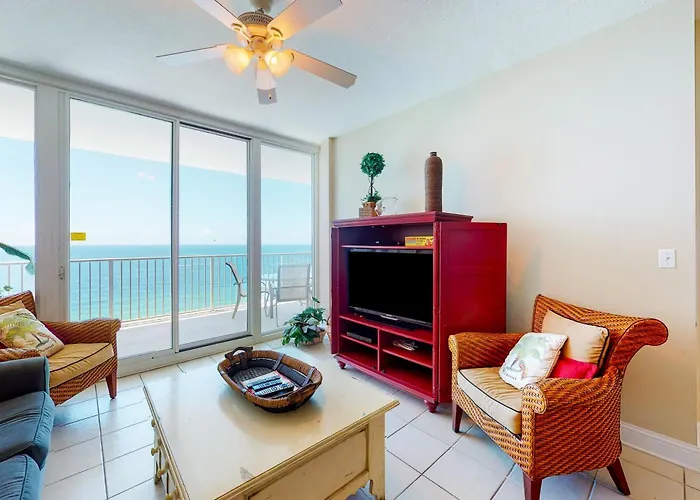 Gulf-front W Shared Pools Hot Tubs Sauna & Access Holiday home *